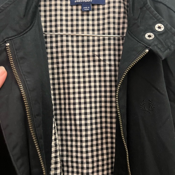 Fred Perry Black Lightweight Jacket with Full-Zip and Checkered Lining - Picture 1 of 4